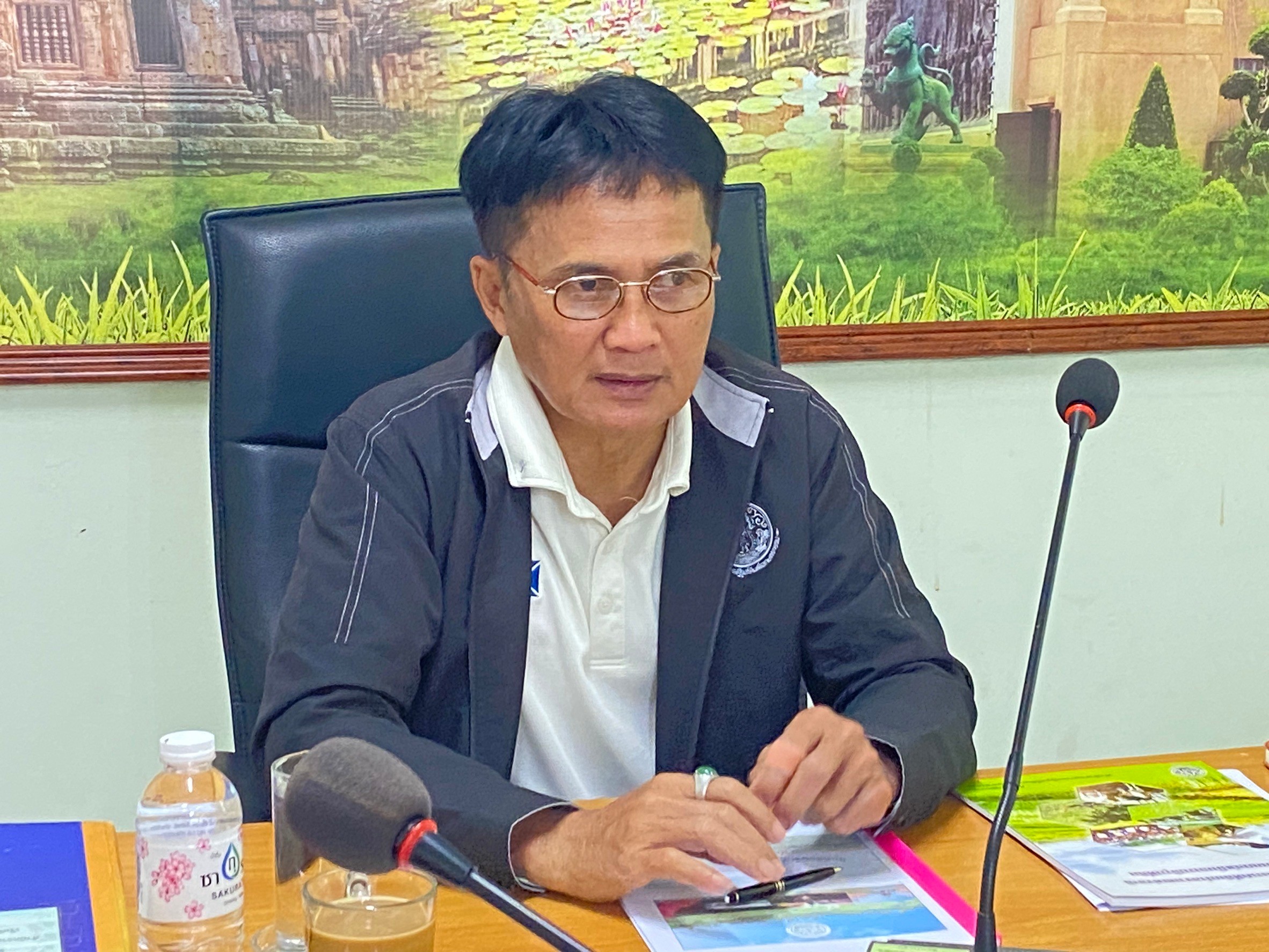 title - ผู้ตรวจราชการกรม ประชุมตรวจราชการ ประจำปีงบประมาณ 67 รอบ 2 จังหวัดสุรินทร์ บุรีรัมย์